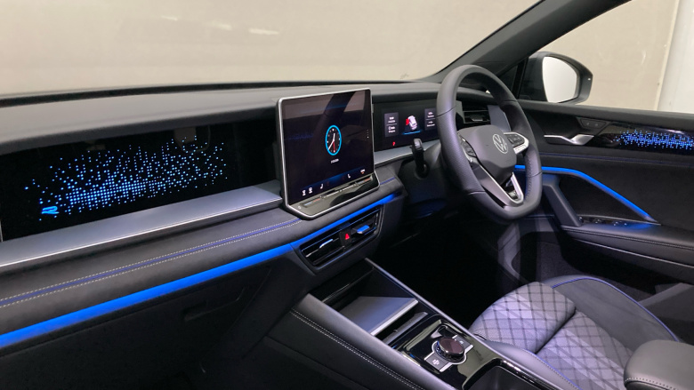 Volkswagen Tayron 2.0 TDI R-Line 5dr DSG7 [7 Seat] Diesel Estate